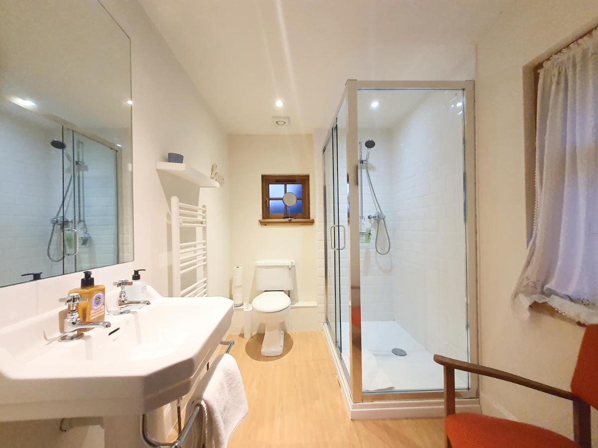 Edinburgh 2-Bedroom Cottage With Parking - Ground Floor Екстериор снимка